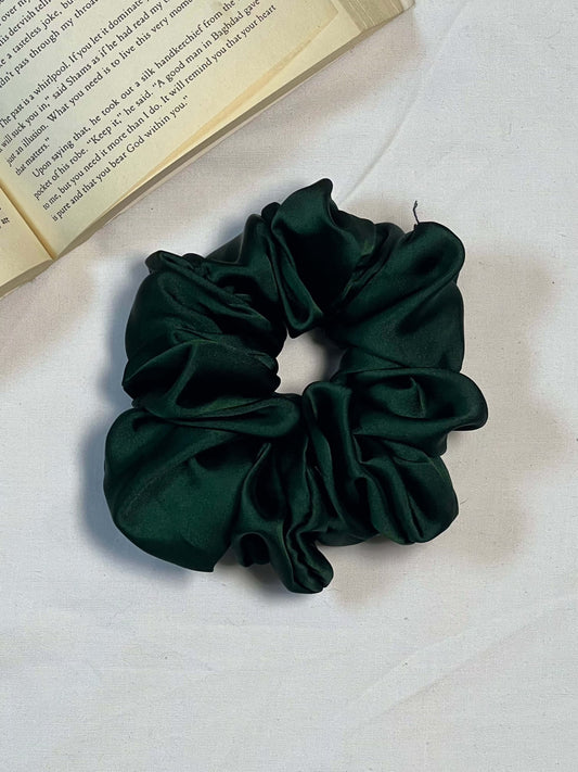 SILK SCRUNCHIE BOTTLE GREEN