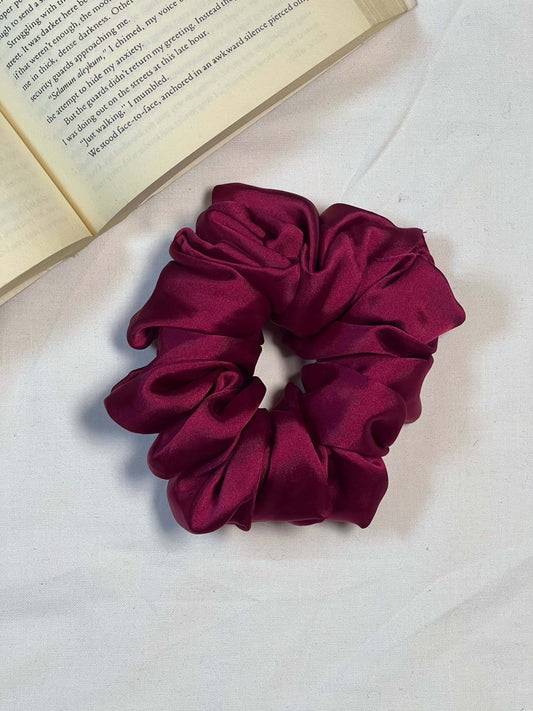 SILK SCRUNCHIE MAROON